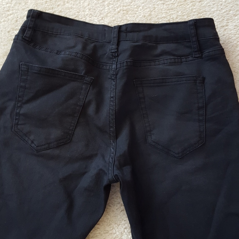 Firth frayed hem ruffle bottom lightweight jean - Picture 6 of 8